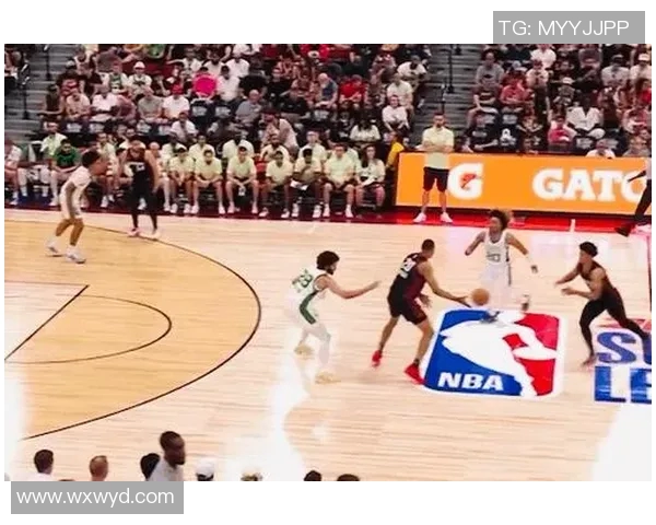 广州篮球队的比赛节奏解析与战术探讨全面分析